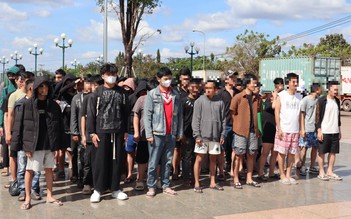 42 công dân Việt Nam chạy thoát khỏi cơ sở lừa đảo trực tuyến ở Campuchia