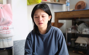 Nhói lòng với câu nói: 'Ngoại ơi, dẫn con lên vay tiền để con đi học'