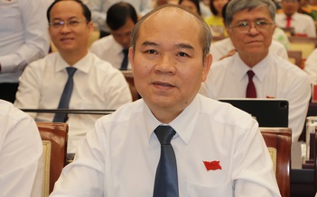 Phó chủ tịch UBND TP.HCM Trần Văn Bảy phụ trách lĩnh vực nội chính, thanh tra