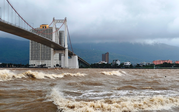 Từ chiều nay, miền Trung đón đợt mưa lớn diện rộng kéo dài 4 ngày, vì sao?