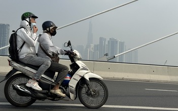 Sáng nay, bầu trời TP.HCM lại mù mịt, ô nhiễm không khí mức nào?