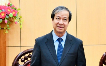 Bộ trưởng GD-ĐT: Sắp xếp trường 'không chạy theo chỉ tiêu gượng ép'