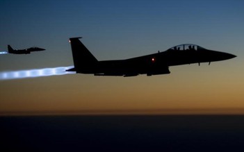 Mỹ không kích hơn 70 mục tiêu tại Syria đáp trả IS