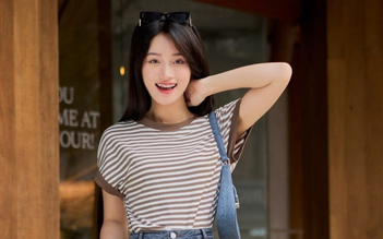 Quần jeans dáng ngắn 'thống trị' đường phố