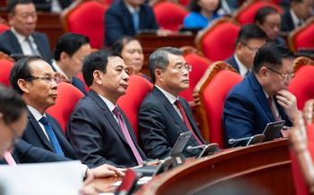 Hoàn thiện báo cáo công tác nhân sự Trung ương Đảng khóa XIV