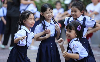 TP.HCM bổ sung hơn 910 tỉ đồng để miễn học phí, hỗ trợ học phí