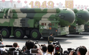 Trung Quốc nạp hơn 100 ICBM vào hầm gần Mông Cổ?