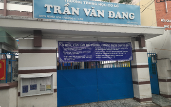 Hiệu trưởng nói gì khi giáo viên phạt tiền, bắt học sinh ngủ sớm, dậy sớm?