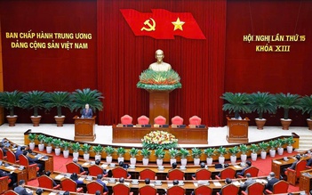 Thông qua Nghị quyết Hội nghị Trung ương 15, thống nhất nhân sự trình Đại hội XIV