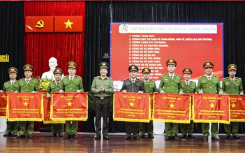 Bộ Công an tặng Cờ thi đua cho 14 tập thể thuộc Công an tỉnh Quảng Ngãi