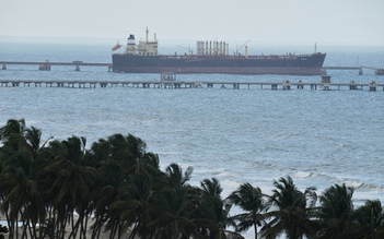 Nhà Trắng ra lệnh tập trung phong tỏa dầu mỏ Venezuela trong 2 tháng tới