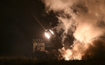 Chiến sự Ukraine ngày 1.402: Nga đẩy mạnh tập kích UAV, đàm phán hòa bình tăng nhiệt