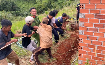 Đồng Nai: Giải cứu nam thanh niên bị rơi xuống hố sâu