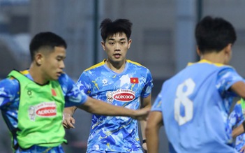 Đình Bắc lần đầu tiên phát ngôn sau khi giành Quả bóng bạc Việt Nam, khiêm tốn và chân thành…