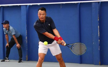 Tay vợt Hoàng Thành Trung bền bỉ theo đuổi đam mê quần vợt 