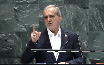 Tổng thống Iran bất ngờ tuyên bố đang chiến tranh toàn diện với Israel, Mỹ, châu Âu