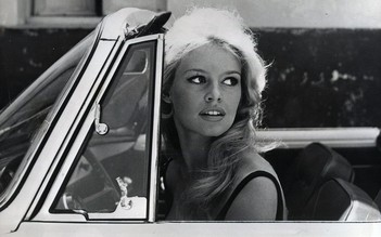 Brigitte Bardot: Cuộc đời nổi loạn của biểu tượng gợi cảm nước Pháp