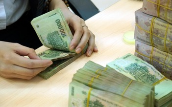 Từ 1.1.2026, những ai bị khấu trừ lương để cưỡng chế nộp phạt vi phạm hành chính?