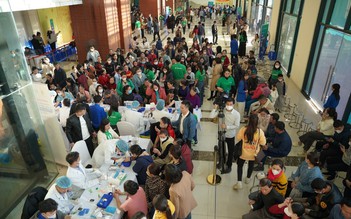 Manulife mang 1.000 suất khám bệnh miễn phí cho người dân Thanh Hóa