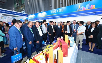 Đông nghẹt khách đến xem 4 triển lãm cùng lúc ở TP.HCM