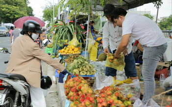 Phiên chợ nông sản vùng miền - Bình Đông lần đầu tổ chức có gì hấp dẫn?