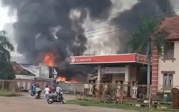 TP.HCM: Dập tắt vụ cháy sát cây xăng ở phường Hòa Lợi, không thiệt hại về người