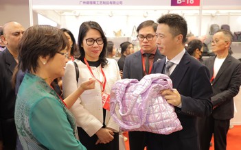 Thời trang Việt tìm đường vào thị trường châu Á