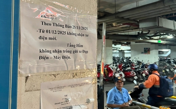 Bất tuân 'lệnh' phường, chung cư HH Linh Đàm vẫn dừng trông xe điện