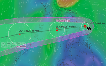 Áp thấp nhiệt đới 'chưa có khả năng' mạnh lên bão số 16 trên Biển Đông