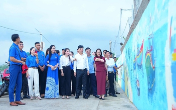 Hồi sinh làng biển bên cửa sông Dinh