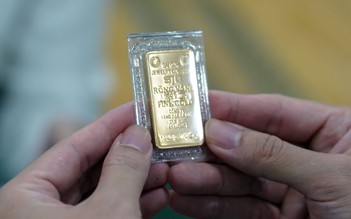 Giá vàng hôm nay 6.12.2025: Trong nước đắt hơn thế giới gần 21 triệu đồng một lượng