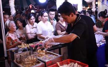 Lễ hội ẩm thực Chợ Lớn: Đông nghẹt khách ngày cuối tuần