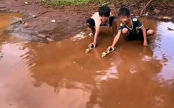 Từ vụ học sinh chết đuối do bắt chước trò chơi 'ghe bobo' trên TikTok