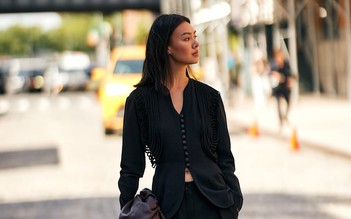 Biến những chiếc quần dài mùa này thành món đồ thanh lịch, hiện đại