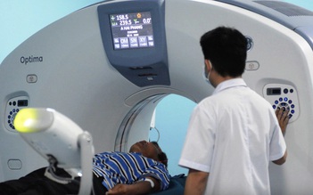 Nên sớm miễn viện phí cho bệnh nhân chạy thận, ung thư