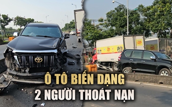 Ô tô 7 chỗ biến dạng sau va chạm với xe tải