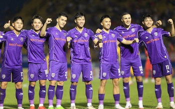 Bảng xếp hạng V-League mới nhất: CLB Bình Dương chạy thẳng vào tốp 5, SLNA lâm nguy