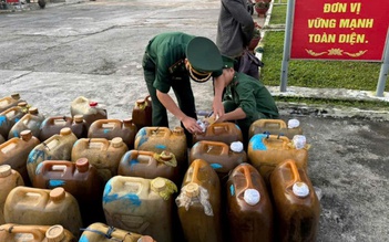 Biên phòng Quảng Ngãi tạm giữ 1.000 lít dầu vận chuyển trái phép