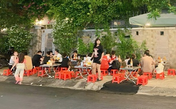 Nhiều nguy cơ tiềm ẩn từ món ăn vặt yêu thích
