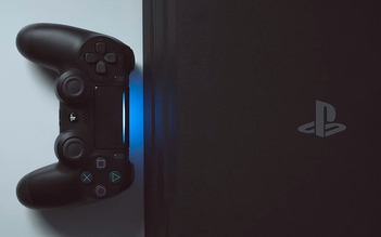 Sony ngừng sản xuất toàn bộ dòng PlayStation 4