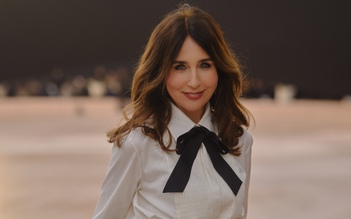 Soft power giản dị, 'mềm mại hóa' thời trang sự kiện, công sở