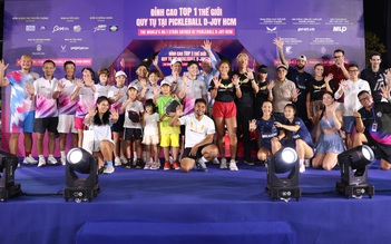 Siêu sao pickleball quốc tế giao lưu với người hâm mộ tại cụm sân Pickleball D-Joy