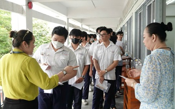 Sở GD-ĐT TP.HCM hạn chế giáo viên đi nước ngoài vào tháng 6
