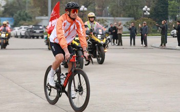 Cua rơ từng dự Tour de France tranh tài ở Cúp xe đạp 
truyền hình TP.HCM