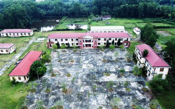 Trung tâm dạy nghề hơn 39 tỉ đồng bỏ hoang ở Hà Tĩnh