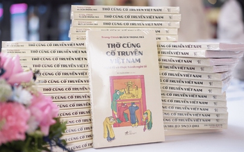 Vì sao sách về thờ cúng 'cháy hàng'?