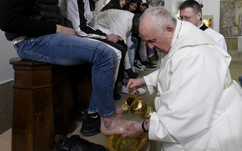 Trước khi qua đời, Giáo hoàng Francis dùng hết tiền làm từ thiện