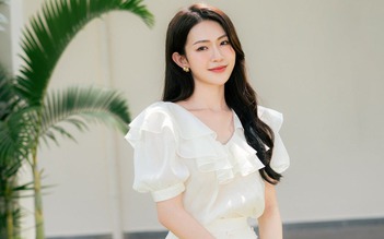 Khơi dậy vẻ đẹp nàng thơ cùng áo tay bồng