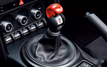 Ô tô số sàn giảm 57% trong 10 năm qua, nguy cơ 'lụi tàn' vào năm 2037