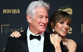 Tài tử Richard Gere tiết lộ cuộc sống bên vợ kém 34 tuổi